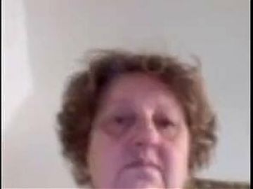 BBW GRANNY con due cioccione da urlo 